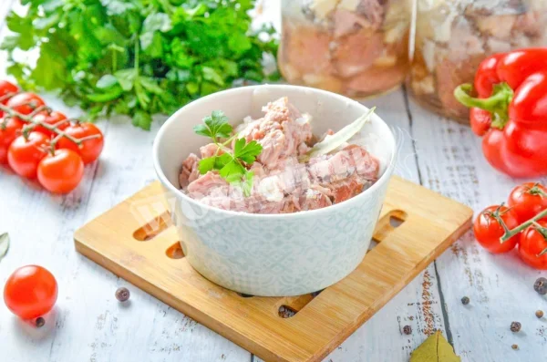 Домашня тушкована яловичина