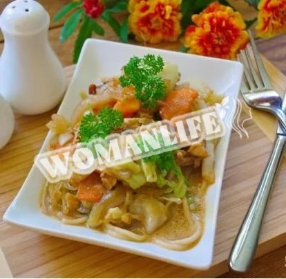 Якісоба з куркою