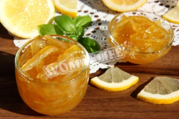 М'які цукати з цедри лимона в сиропі