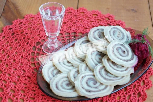Рулет з яловичого рубця