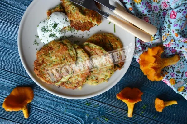 Млинці з лисичками і кабачками