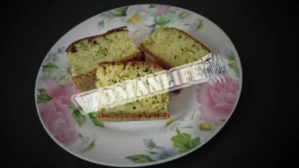 Простий кабачковий пиріг