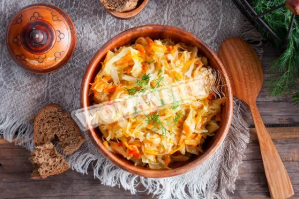 Капуста тушкована по-чеськи