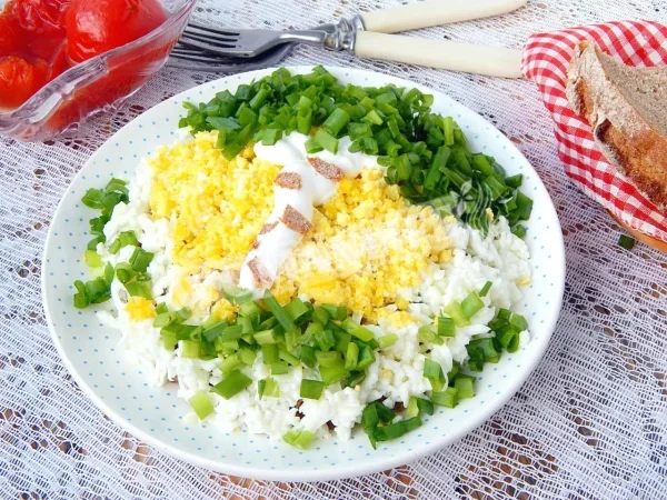 Салат Березка з грибами і куркою