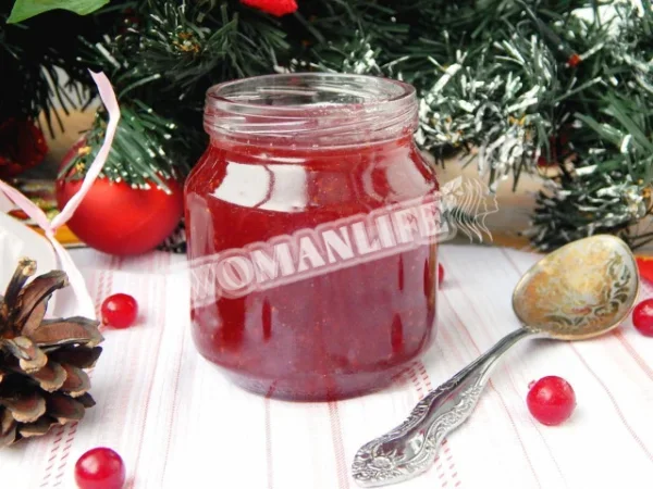 Брусниця з цукром на зиму
