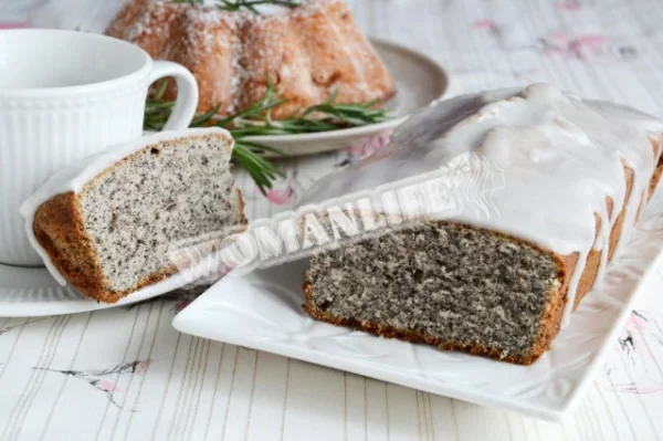 Маковий капкейк