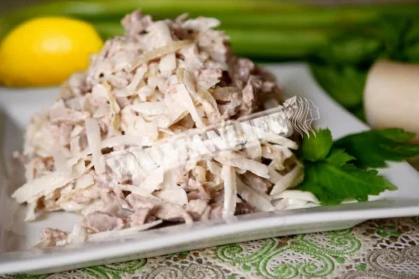 Салат узбецький з редькою