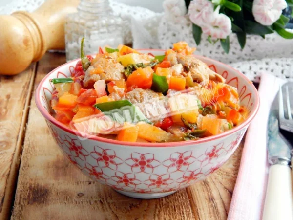 Рагу з індички з овочами