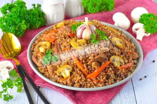 Гречаний плов