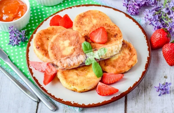 Сирники без манки на сковороді