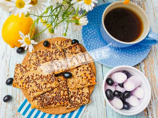 Печиво з насінням льону та кунжутом