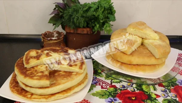 Пиріжки з сиром із сухого дріжджового тіста на сковороді