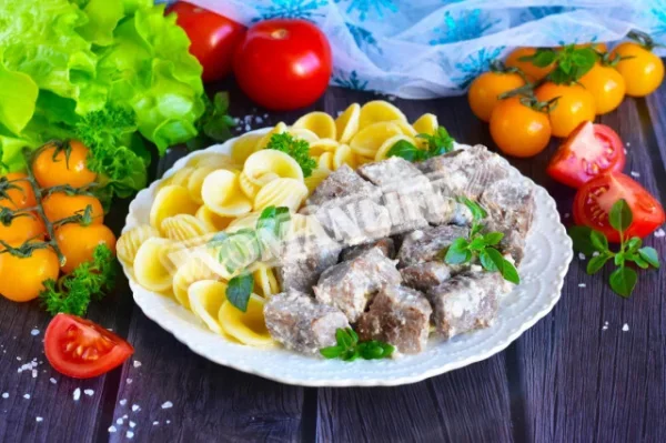 Яловичина в молоці