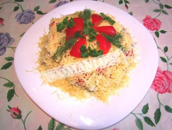 Салат-загадка з помідорами, сиром і баклажанами