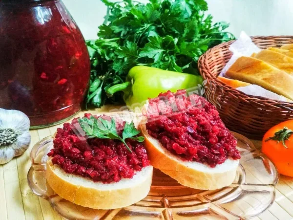 Аджика з буряка на зиму