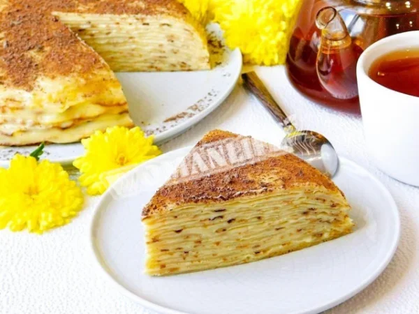 Млинцевий торт із заварним кремом