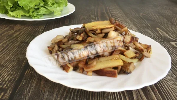 Картопля з гливами