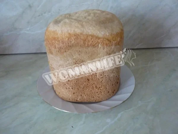 Пшеничний хліб в хлібопічці