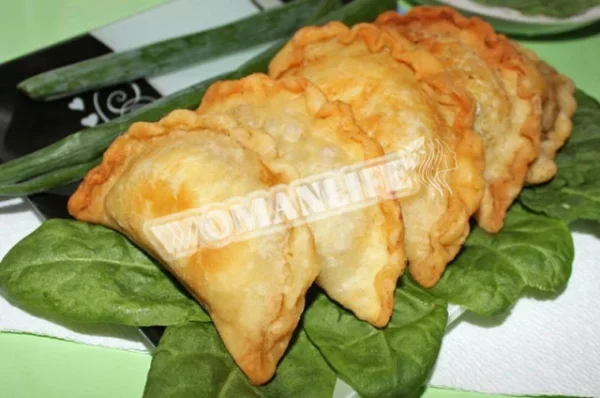 Пиріжки з м'ясом, смажені на сковороді Посікунчики