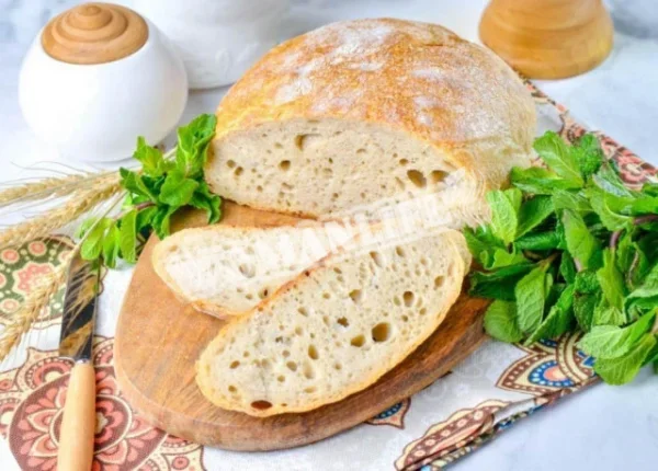Пшеничний хліб на заквасці в духовці