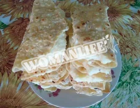 Татарские лепешки на молоке с картошкой и зеленью