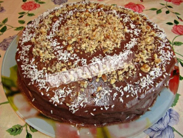 Торт зі згущеним молоком з шоколадним кремом