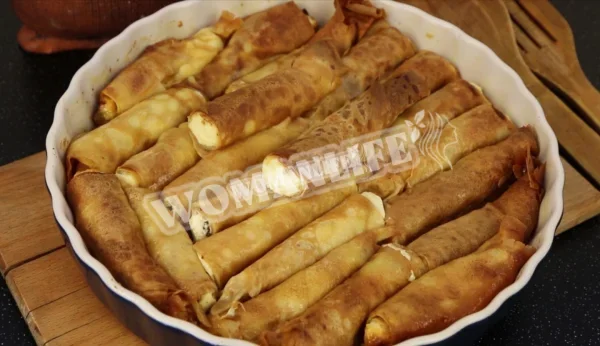 Запечені млинці з сиром і родзинками