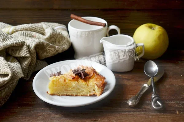 Карамелізований яблучний пиріг