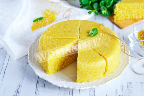 Мамалига з кукурудзяної крупи по-молдавськи