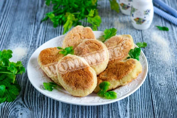 Курячі котлети з манкою
