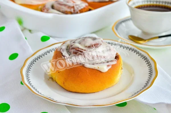 Булочки Сінабон з корицею