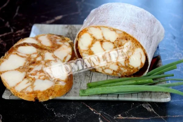 Куряча ковбаска з часниковим каррі желатином