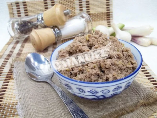 М'ясна начинка для млинців зі свинини