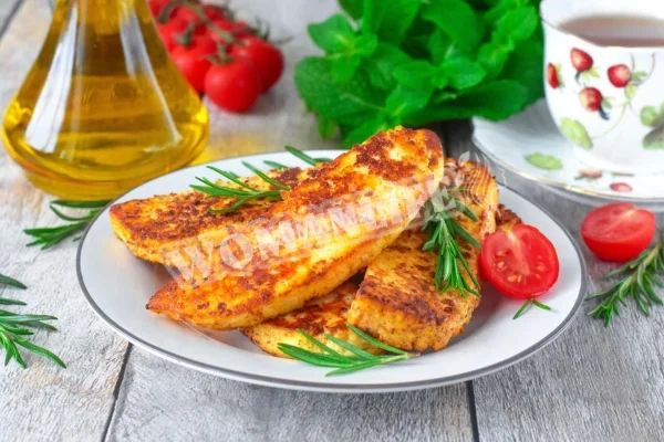 Сир з часником на сковороді