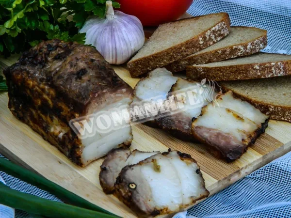 Сало запечене в духовці в рукаві