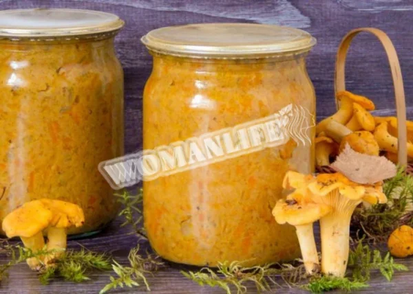 Ікра з лисичками морквою і цибулею на зиму