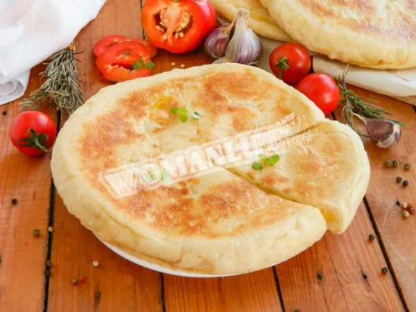 Осетинські пироги з сиром на сковороді