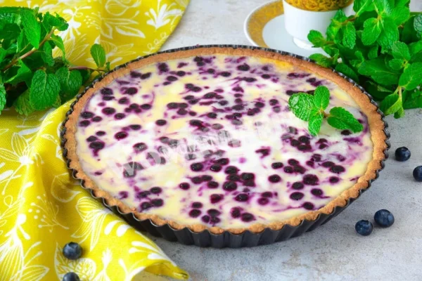 Фінський чорничний пиріг