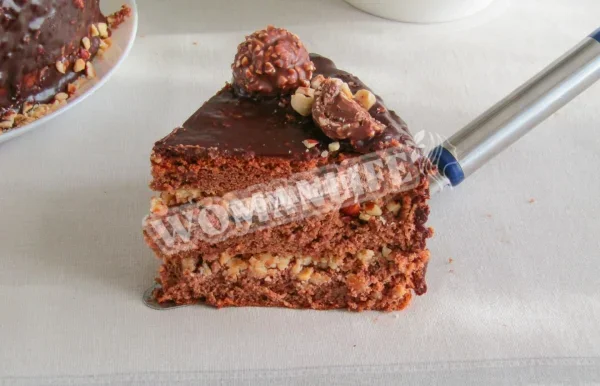 Торт Ferrero Rocher в домашніх умовах