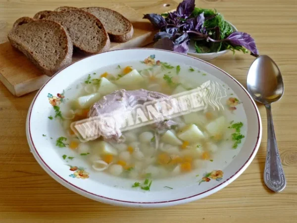 Суп с индейкой с картошкой и макаронами