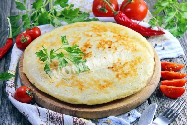 Ліниві хачапурі з сиром на сковороді
