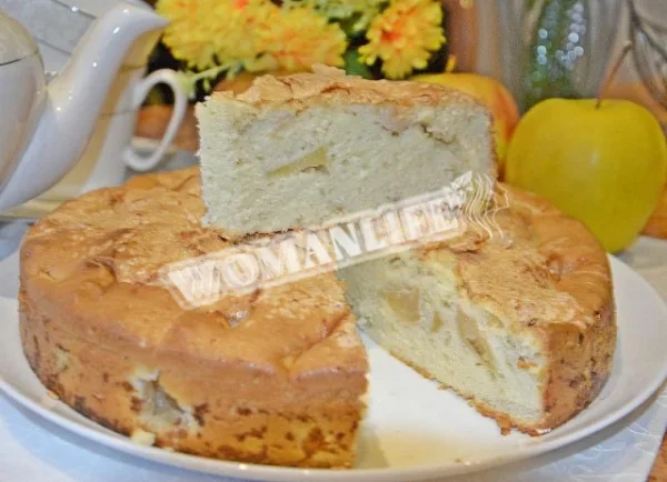 Шарлотка з яблуками Легка, як пиріг