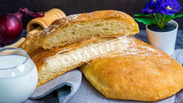 Білий хліб на дріжджах з хрусткою скоринкою
