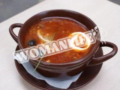 Солянка з м'ясом і язиком