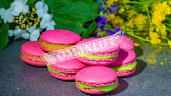Макарон з італійським безе