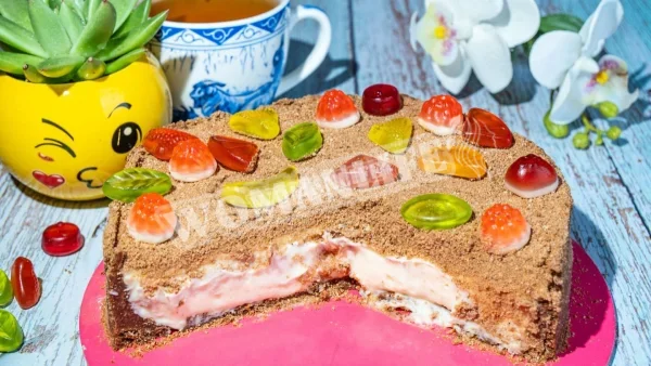 Сметанний торт без випічки з печивом а-ля чізкейк