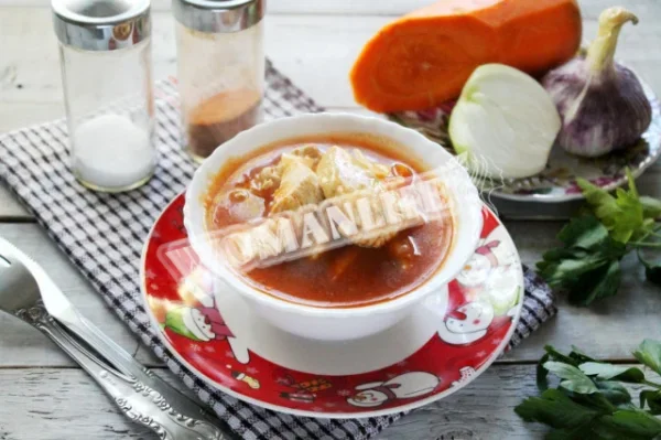 Гуляш без картоплі з куркою