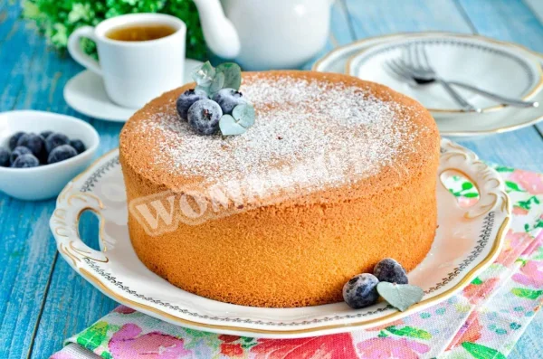 Бісквіт з молоком