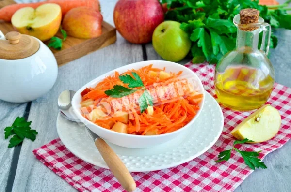 Салат з моркви і яблук