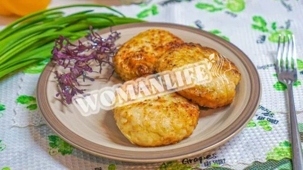 Курячі котлети з рисом